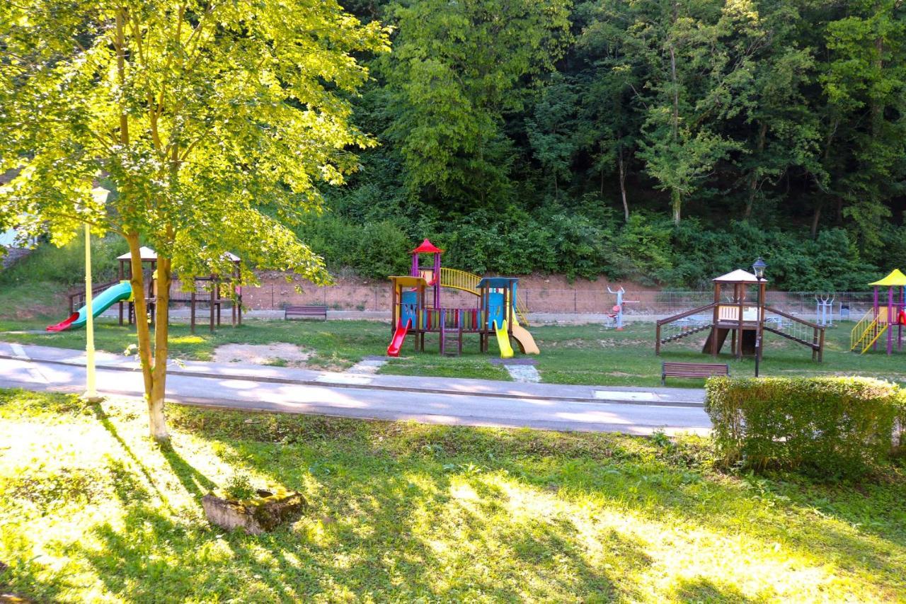 Geoagiu Băi Apartament Iulia מראה חיצוני תמונה